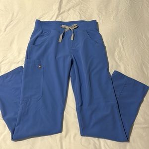 Figs Kade Cargo scrub pants